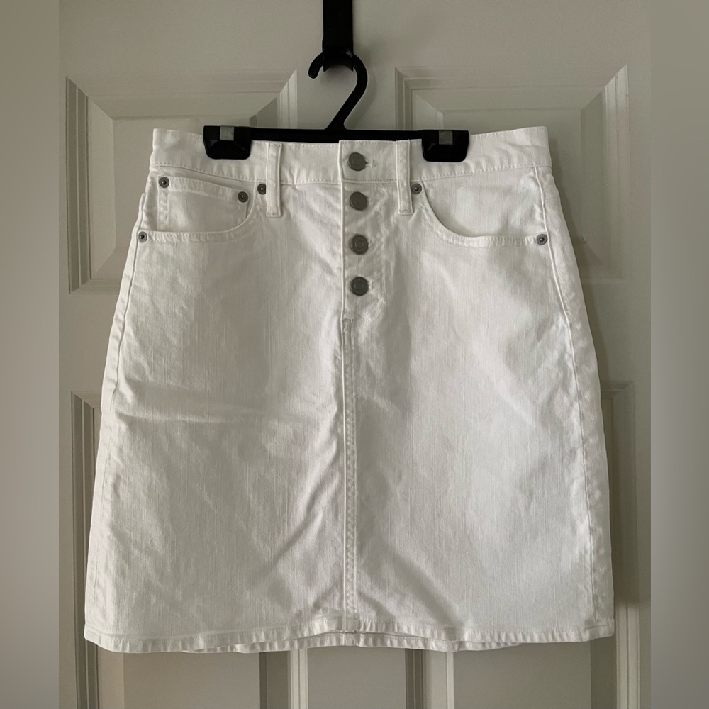 J.Crew ivory Jean skirt, size 27 button front 5 pocket denim Spring Summer